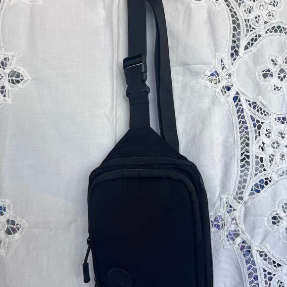 Live In Style Handbags - Live In Style Crossbody Bag